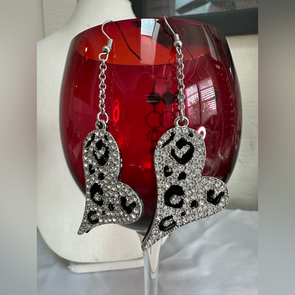 Abstract heart earrings with rhinestones